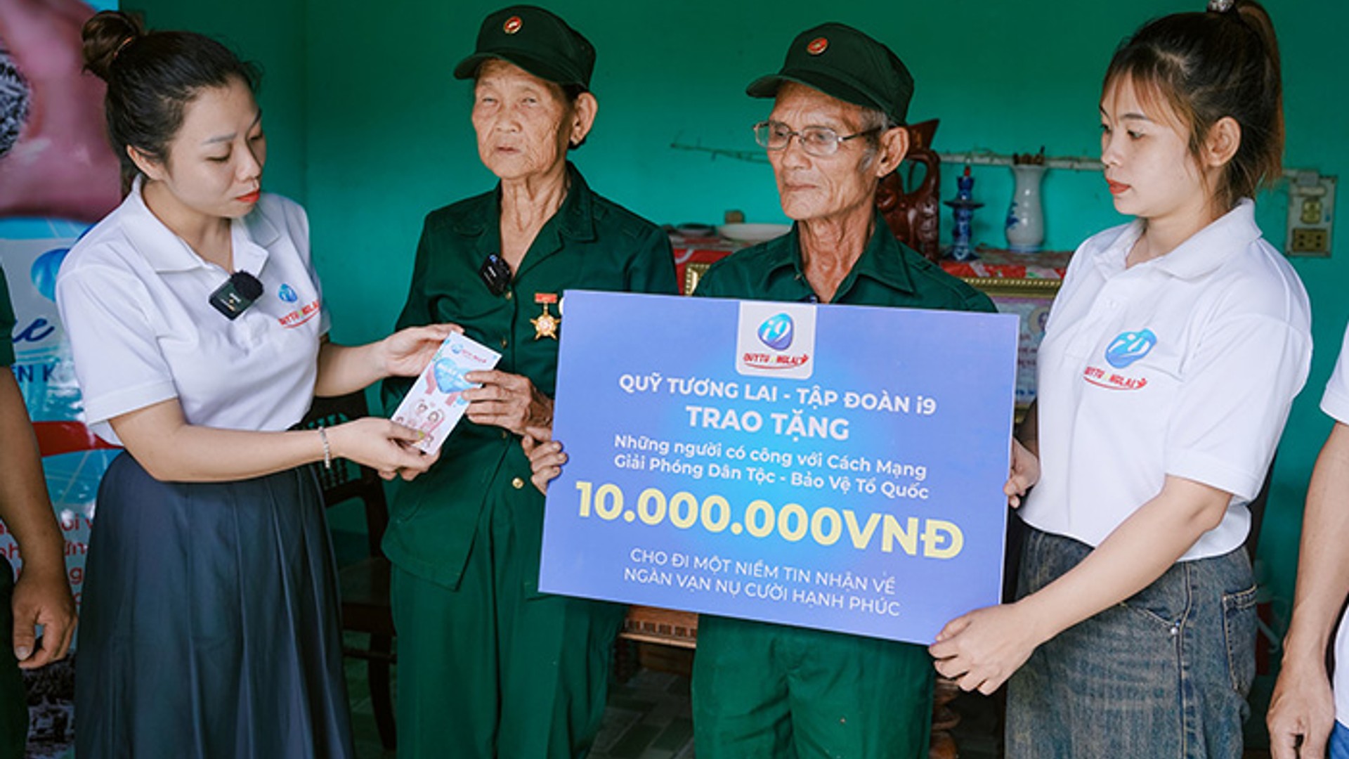 Đội ngũ hỗ trợ khách hàng của b29 club sẵn sàng phục vụ