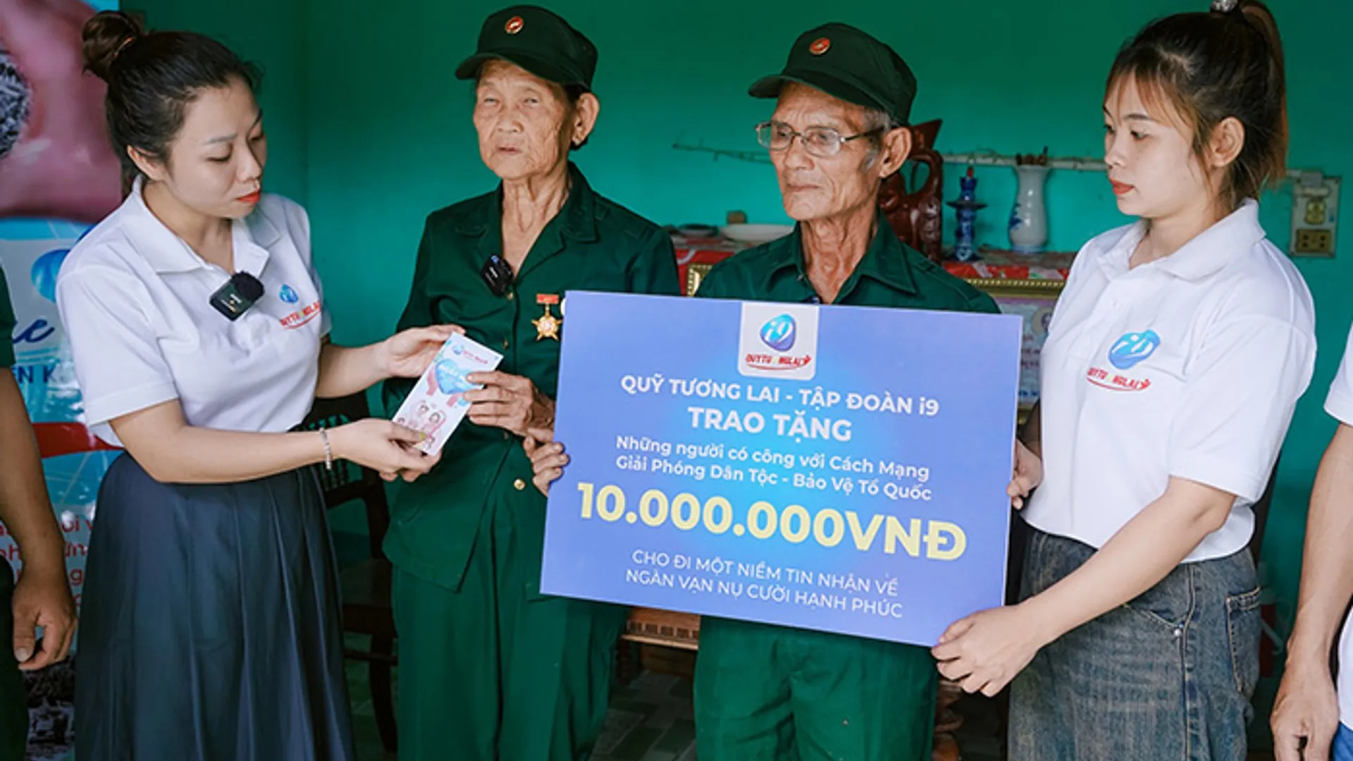 Đội ngũ hỗ trợ khách hàng của b29 club sẵn sàng phục vụ